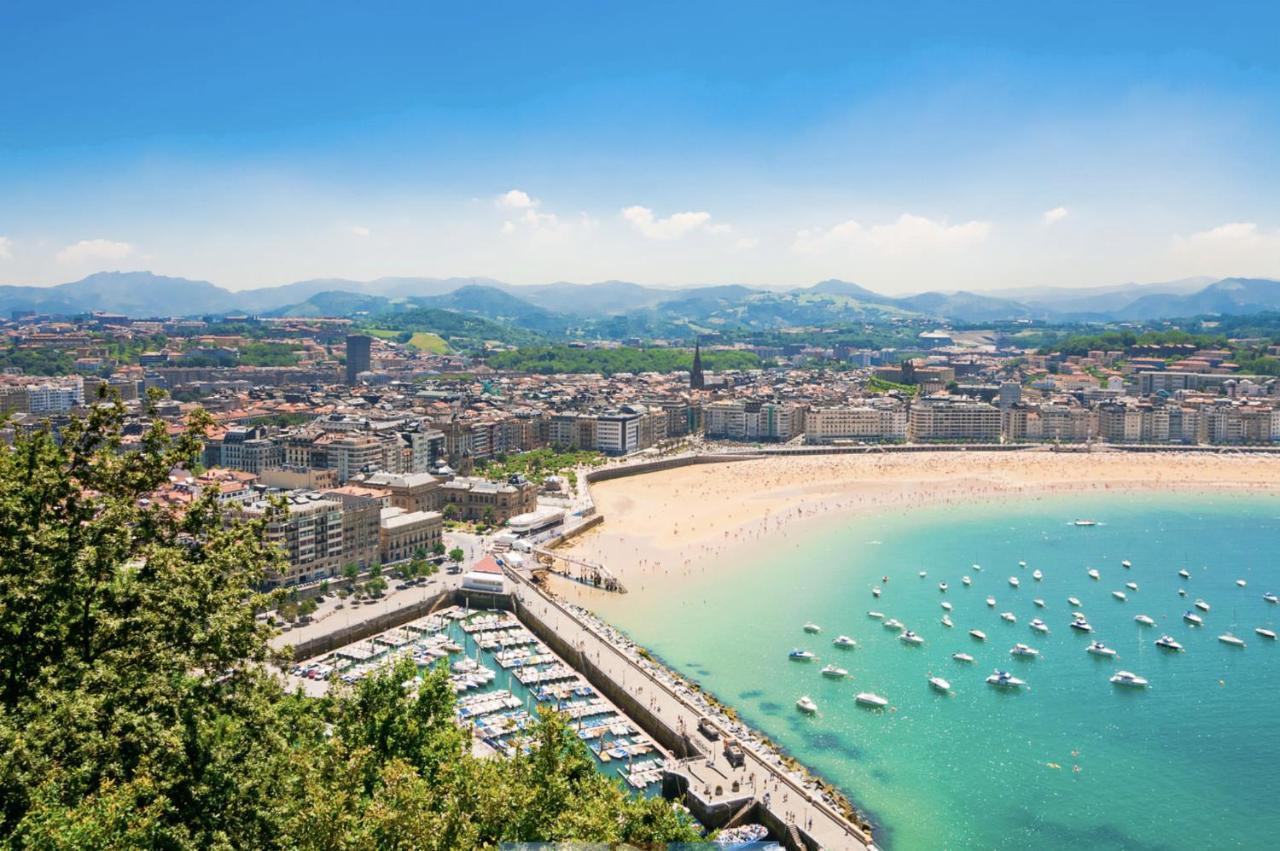 Miramar Luxurious Flat, 3 Double Rooms, Free Parking, Terrace, Completely New San Sebastián Kültér fotó