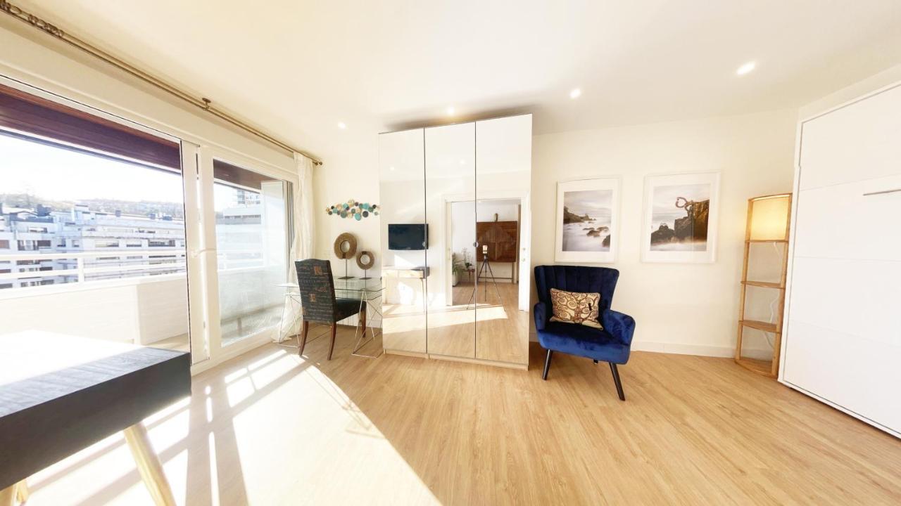 Miramar Luxurious Flat, 3 Double Rooms, Free Parking, Terrace, Completely New San Sebastián Kültér fotó