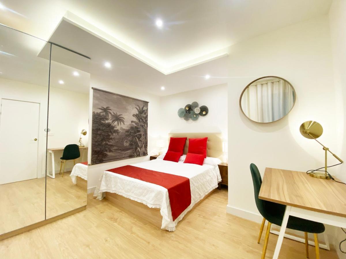 Miramar Luxurious Flat, 3 Double Rooms, Free Parking, Terrace, Completely New San Sebastián Kültér fotó