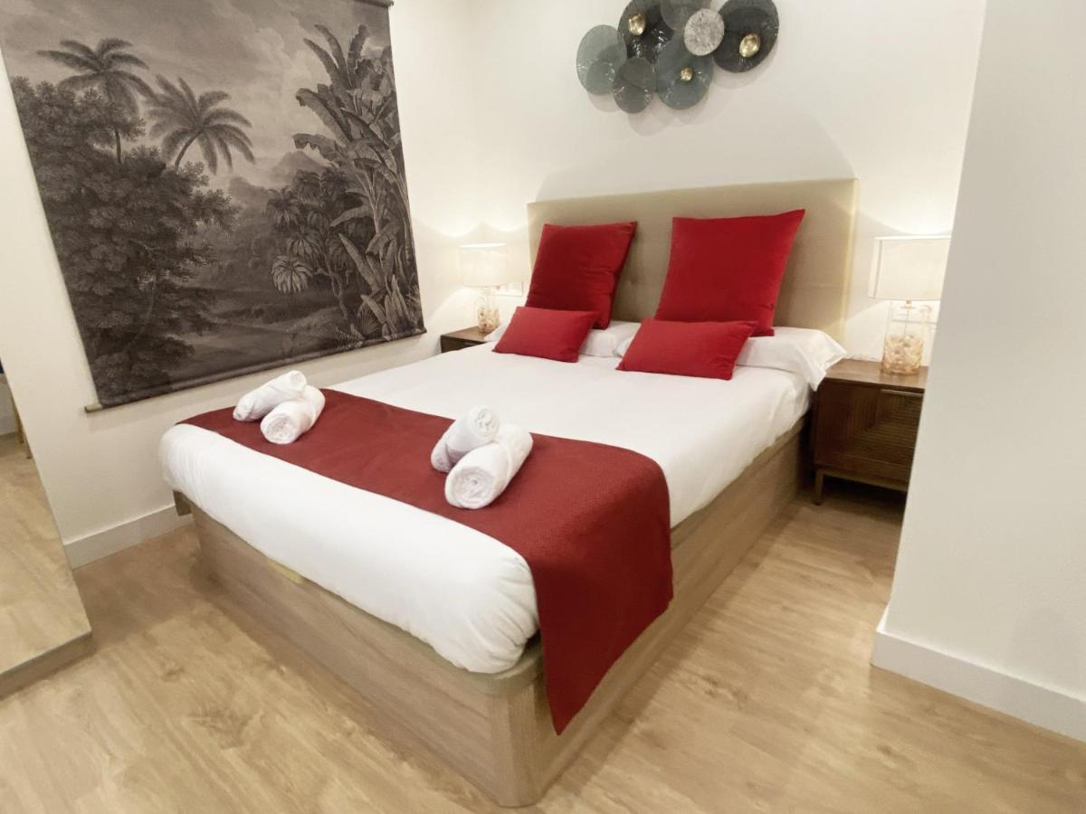 Miramar Luxurious Flat, 3 Double Rooms, Free Parking, Terrace, Completely New San Sebastián Kültér fotó