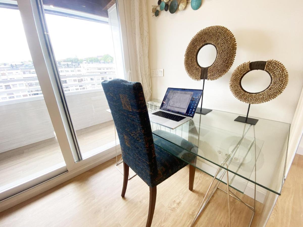 Miramar Luxurious Flat, 3 Double Rooms, Free Parking, Terrace, Completely New San Sebastián Kültér fotó